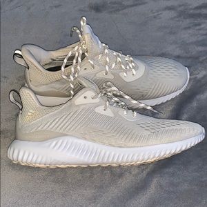Women’s Adidas Bounce Sneakers